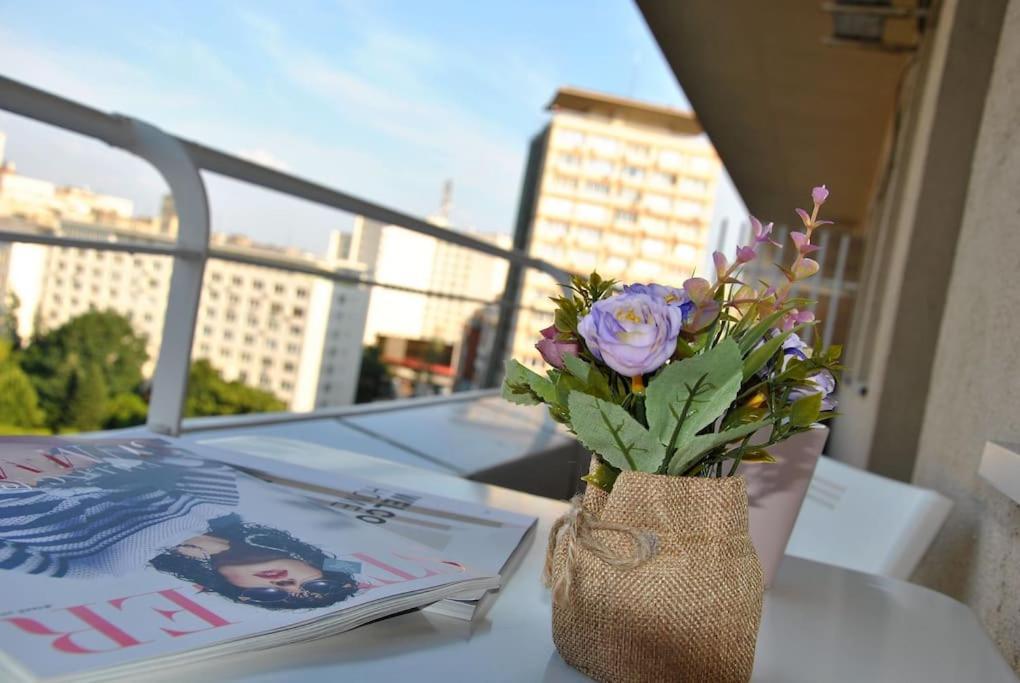 Super Central & Modern Apartment - Great View Boekarest Buitenkant foto